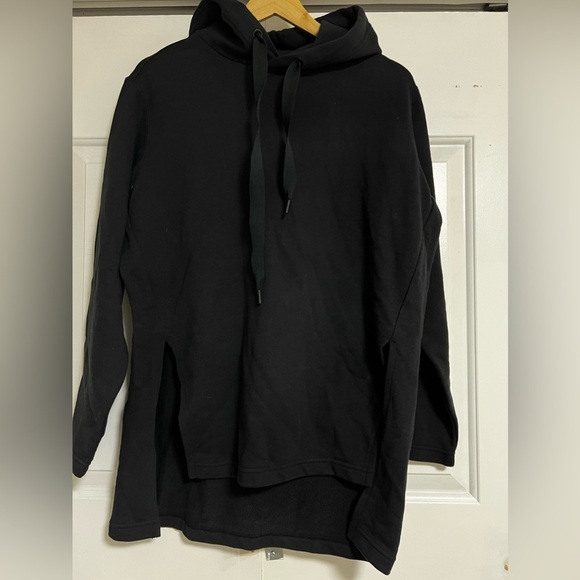 ATHLETA OVERSIZED HOODIE SIZE XS - Picture 3 of 8